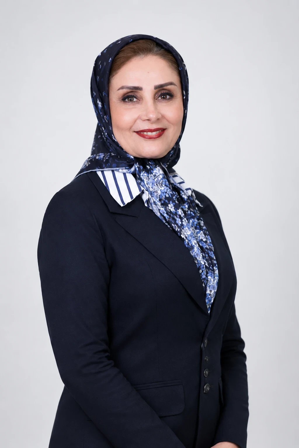 دکتر قمرتاج خان بابایی
